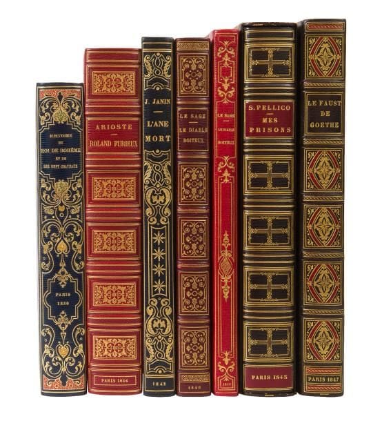 ARIOSTE (L’).
Roland furieux, traduction nouvelle et en prose par M. V. Philipon de La Madelaine.
Paris : J. Mallet et Cie, 1844. — Grand in-8, 259 x 175 : frontispice, XXIV, 616 pp., 24 planches, couverture illustrée. Demi-maroquin rouge à coins, filets dorés, dos à nerfs orné, non rogné, couverture et dos conservés (Mercier sr de Cuzin).

Très belle édition, illustrée en premier tirage de 383 vignettes dans le texte ou en en-tête et de 25 planches sur papier de Chine collé, dont le frontispice, le tout gravé sur bois d’après Tony Johannot, Baron, Français et Célestin Nanteuil.
Très bel exemplaire à toutes marges, relié par Mercier, complet des plats et du dos de la couverture générale illustrée et enrichi de deux couvertures de livraison et du prospectus de parution.
Provenances : Pierre Van der Rest, avec ex-libris. - Laurent Meêus, avec ex-libris. - Labes, avec ex-libris