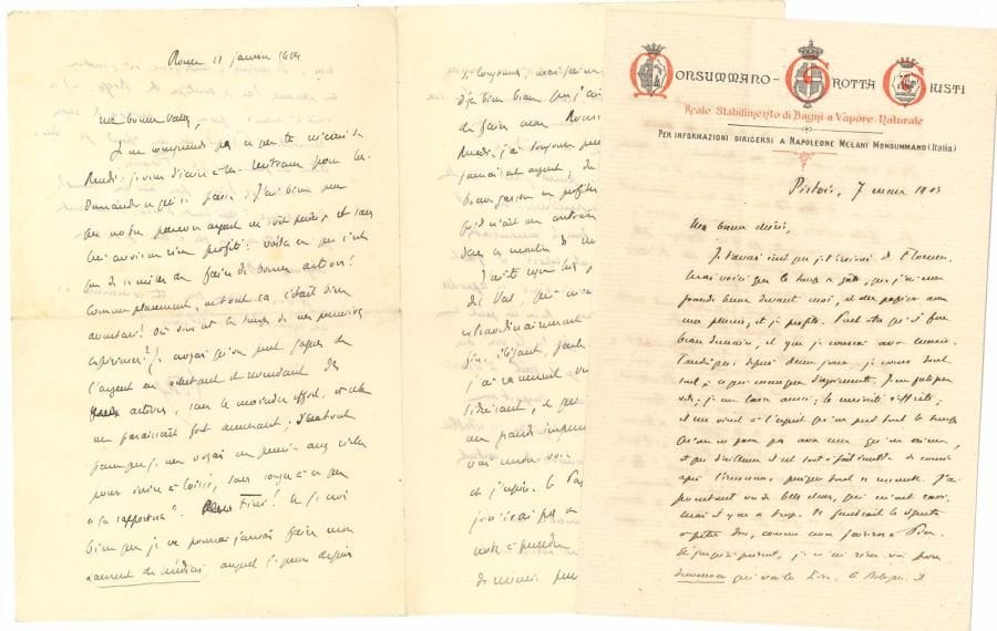 Édouard ROD. 14 L.A.S., 1905-1906, à sa femme Valentine ; environ 35 pages principalement in-8 et 3 cartes postales avec adresse, 5 enveloppes.
   Intéressante correspondance à sa femme « Vally » pendant ses voyages en Italie.
   Rome 11 janvier 1905. Il parle de son vieux projet sur Laurent de Médicis, de sa rencontre au Vatican avec le Cardinal Merry Del Val, « qui m’a fait une impression extrêmement sympathique. Il est beau, fin, élégant, parle le français à la perfection ». Il espère être reçu par le Pape… 18 janvier. Il se rend à un banquet organisé en son honneur par La Nueva Antologia ; il renonce à la Sicile, « inutile de prolonger », mais il constate que l’Italie lui fait du bien : « si l’on peut être heureux quelque part, cela doit être en Italie et ne peut être que là ». Quant à la politique française, il lit à peine les journaux, juste assez pour comprendre que ce cabinet est mort : « aussi longtemps qu’il ne sera pas tout à fait enterré, je craindrai de le voir renaitre de ses cendres »… Pistoia 7 mars. Le temps est maussade et il commence à se lasser du voyage : « la curiosité s’effrite ». Il raconte les somptueux palais de Bologne, « mais la ville est froide ». Il a assisté à une leçon de Caverni, grand spécialiste de Dante, très vieux, qui peine à trouver ses mots et ses idées. Il pense rentrer à Florence où il retrouvera son ami le poète Fogazzaro…
   Novembre 1905-janvier 1906 : nouveau séjour en Italie, de Turin à la Sicile, en compagnie de sa fille Marie. Vicence 3 décembre 1905. Après un charmant séjour chez le poète Fogazzaro, où ils ont pu se reposer après le tourbillon de Turin, ils s’apprêtent à partir pour Padoue, Ferrare et Ravenne. Il gronde un peu son fils, qui ne lui écrit pas… Florence 9 décembre. « Nous voici dans la ville des fleurs et des souvenirs ». Il admire les paysages toscans, mais préfère la campagne romaine. « Le matin appartient au travail ; je tâche de faire un article, et c’est bien difficile quand on a le ciel d