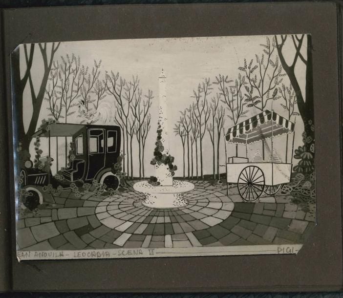 [Jean ANOUILH]. Photographies, noir et blanc.
   Album toilé de 10 photographies d’Antigone montée à Prague par Antonin Kurs (1946). Album relié de 13 photographies de Léocadia montée à Gênes par Giulio Cesare Castello (décors de Pier Luigi Pizzi, 1952, avec envoi et tract). Série de 6 photographies par Schulmann du Bal des voleurs (?). Série de 15 photographies de dessins de décors (pour le film Le Chevalier de la nuit ?). Plus un programme du Voyageur sans bagage à Copenhague.
