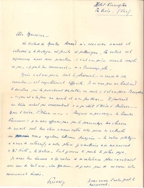 Pierre FRESNAY. 3 L.A.S., 1930-1938 ; 1 page in-4 seule.
  1930. Il a lu la pièce Maître Renard : « le dialogue est facile et pittoresque, la satire est vigoureuse mais sans pesanteur », mais il lui semble difficile de la placer au Boulevard ; il conseille d’essayer la Comédie Française. [1938], ne pouvant répondre à une enquête : « je suis depuis longtemps empêché par mon travail de suivre les concours du Conservatoire, et je suis si mal renseigné sur l’enseignement qu’on y donne aujourd’hui qu’il m’est interdit d’avoir une opinion sur la question que pose votre enquête »…