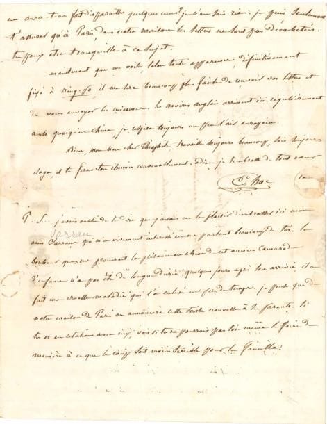 Évariste HUC. L.A.S., Ning-Po [Ningbo] 12 novembre 1849, à son frère Théophile Huc, étudiant en droit à Toulouse ; 3 pages in-4, adresse.
  Longue lettre politique écrite de Chine après la révolution de 1848, contre l’engagement de son frère dans le socialisme. Il tente, tout en diplomatie, de l’en dissuader. « À mon avis les chefs de parti sont pour l’ordinaire des ambitieux ou des fanatiques qui exploitent à leur profit le courage et le dévouement de pauvres victimes qui le plus souvent ne savent pas trop où on les mène. Ainsi pour ce qui regarde le socialisme je serais bien aise de savoir clairement où il veut aller et ce qu’il prétend faire. Ne crois pas, mon cher montagnard, que je sois ici totalement dépourvu de renseignements. Sur la table où j’écris j’ai les brochures du citoyen Proudhon, le Voyage en Icarie du citoyen Cabet et des journaux de toutes les couleurs. Tous nous arrivent ici par le moyen des bateaux à vapeur anglais. J’ai donc lu un tas de choses sur les questions qui agitent la France et l’Europe. Je vois partout une prodigieuse fermentation, mais rien encore de bien net, de bien dessiné. J’ai acquis pourtant une conviction bien profonde ; c’est que si les Socialistes venaient à renverser le gouvernement et à prendre sa place, ils n’attendraient certainement pas vingt-quatre heures sans se dévorer les uns les autres. Est-ce que par hasard tu aurais la candeur de croire à la fraternité de tous ces messieurs ? Est-ce que Proudhon ne se prendrait pas immédiatement aux cheveux avec Victor Considérant, Barbès avec Blanqui et Raspail avec Ledru-Rollin ? Les nouveaux montagnards feraient comme les premiers, ils s’extermineraient mutuellement [...] Je suis persuadé que le parti des Socialistes est un parti fanatique, et le fanatisme politique n’est pas moins à redouter que le fanatisme religieux »… Il évoque les difficultés de communication entre la Chine et la France [du 12 novembre 1849, cette n’arrivera que le 1er mars 1850 à Toulouse], les nombre