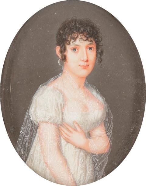 Jeune Femme brune, vue aux trois quarts, vers la droite, en robe blanche sous un voile de dentelle blanche transparente, une main visible.
Miniature sur ivoire ovale du XIXe siècle 
Trace de signature effacée en bas à droite
A vue 7,7 x 6 cm, dans un médaillon en or 9K ovale 8,5 x 6,7 cm
Poids brut : 78,5 g