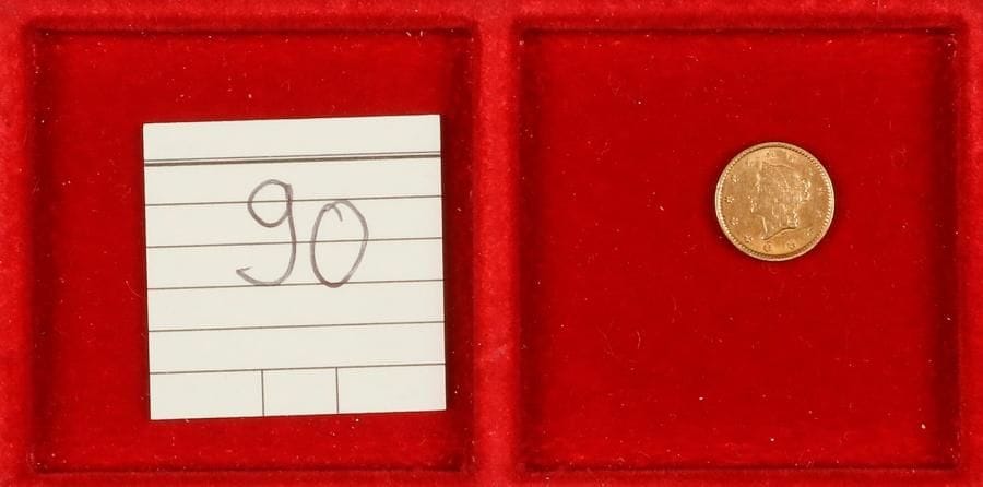U.S.A. Dollar tête de la Liberté, en OR (1,65g), 1851 sans lettre d’atelier. Fr.84, KM.73
TB