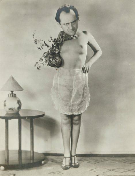 Portrait de Paul Colin (1892-1985). c. 1930. Photomontage d'époque sur papier argentique. 23 x 18 cm avec les marges.