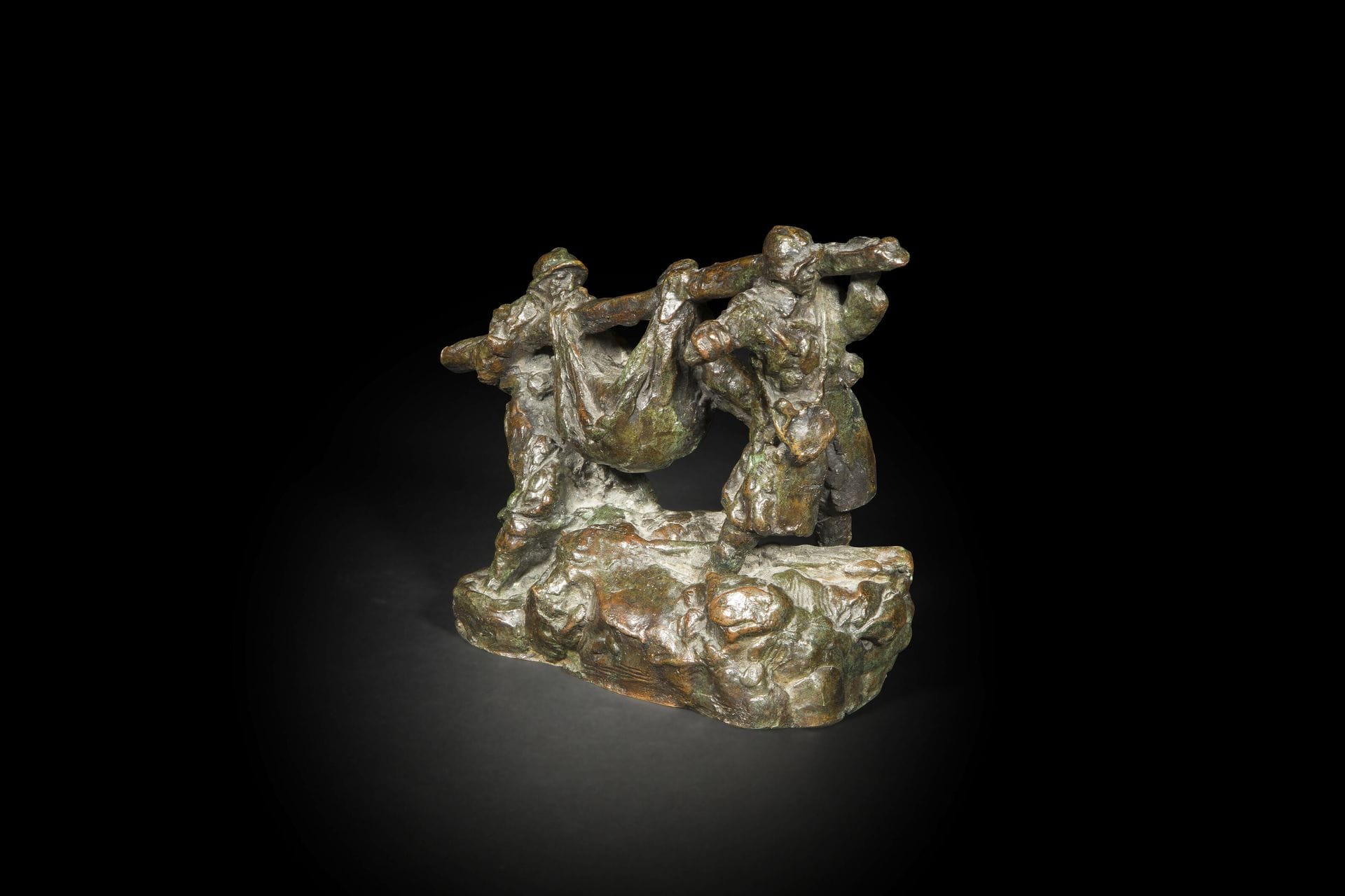 Gaston Broquet (1880-1947)
Poilu
Bronze à patine brun-vert nuancé
Signé « Gaston Broquet » sur la terrasse
H : 16, 5 cm
