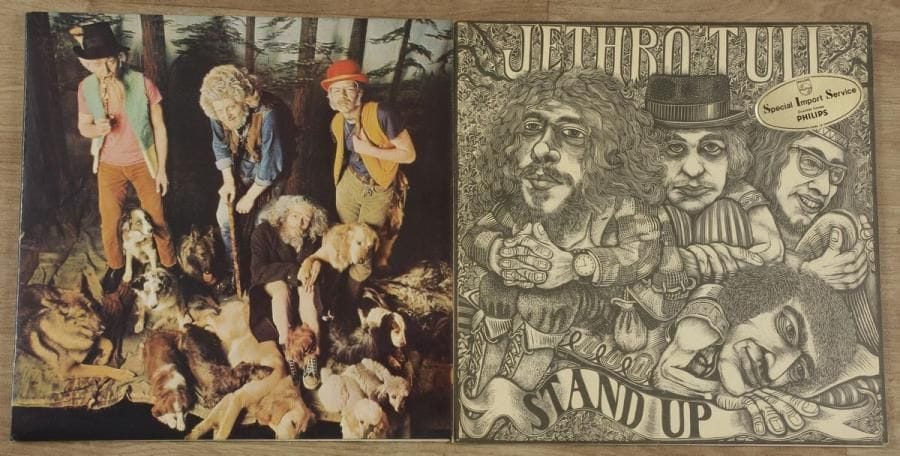 JETHRO TULL
« This was » Island ILPS 9085 France 1968 + « Stand up » Island ILPS 9085. Pochette avec Pop-Up. France 1969. 31 x 31 cm - 12 x 12 inches 