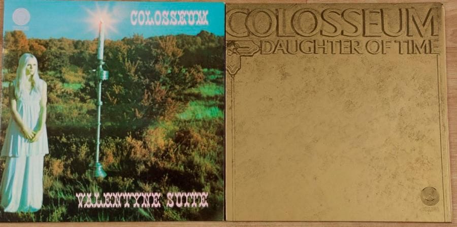 COLOSSEUM
2 disques « Daughter Of Time » Vertigo 6360 017 France 1970 + « Valentyne Suite » Vertigo 847 900 VTY France 1969. 31 x 31 cm - 12 x 12 inches 