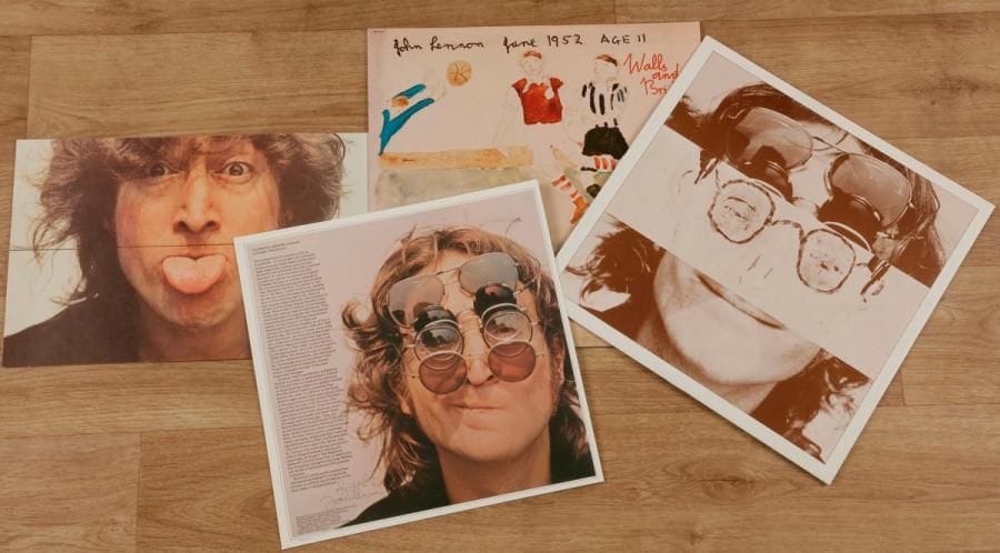 JOHN LENNON
« Walls & bridges » Apple SW 3416 USA 1974 Inclus insert. 31 x 31 cm - 12 x 12 inches
