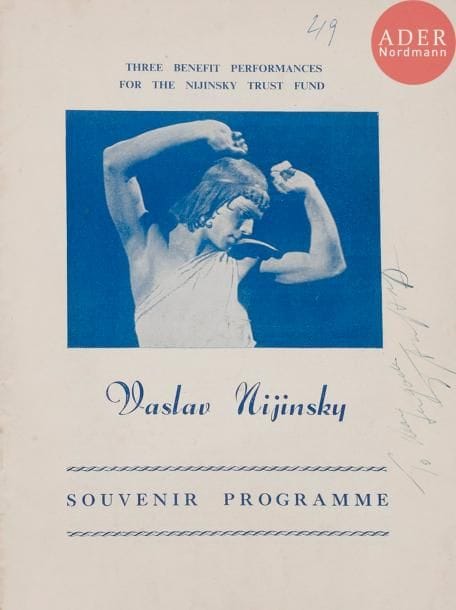 Vaslav Fomitch NIJINSKY (1889-1950) [au profit de]
Les Galas Nijinsky à Londres. 1949
Souvenir programme. Avec une introduction de Cyril Beaumont.
Événement de danse organisé par Marie Rambert au mois de novembre 1949 à l’Empress Hall de Londres pour venir en aide à Nijinsky dont la situation était pénible. Ces trois galas ont rassemblé dans la même soirée : Yvette Chauviré, Tamara Toumanova, Léonide Massine, Jean Babilée, Vladimir Skouratoff, George Skibine et Marjorie Tallchief.
Nijinsky décéda moins de six mois après, en avril 1950. 

Вацлав Фомич НИЖИНСКИЙ (1889-1950) [в его пользу]
Гала Нижинский в Лондоне. 1949
Памятная программа. С предисловием Кирила Бомона.
Балетное событие организовано Мари Рамбер в ноябре 1949 в Импресс Холл в Лондоне, в помощь Нижинскому, находящемуся в затруднительном материальном положении. Эти три гала собрали одновременно : Иветту Шовире, Тамару Туманову, Леонида Мясина, Жана Бабиле, Владимира Скуратова, Джорджа Скибина и Марджори Толчиф .
Нижинский скончался менее чем через шесть месяцев, в апреле 1950 г.