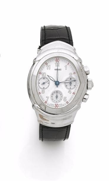 VERSACE.
Montre bracelet d’homme et chronomètre. Fond de boîte signé réf 4201-00-AC ,003-250. Beau mécanisme automatique, calibre Versace FM 7 000. Fond de boîte gravé à l’intérieur FRANCK MULLER, manufacture et SAV. Cadran argenté, chiffres arabes et aiguilles fluo, 3 compteurs.
Écrin et bracelet de rechange.