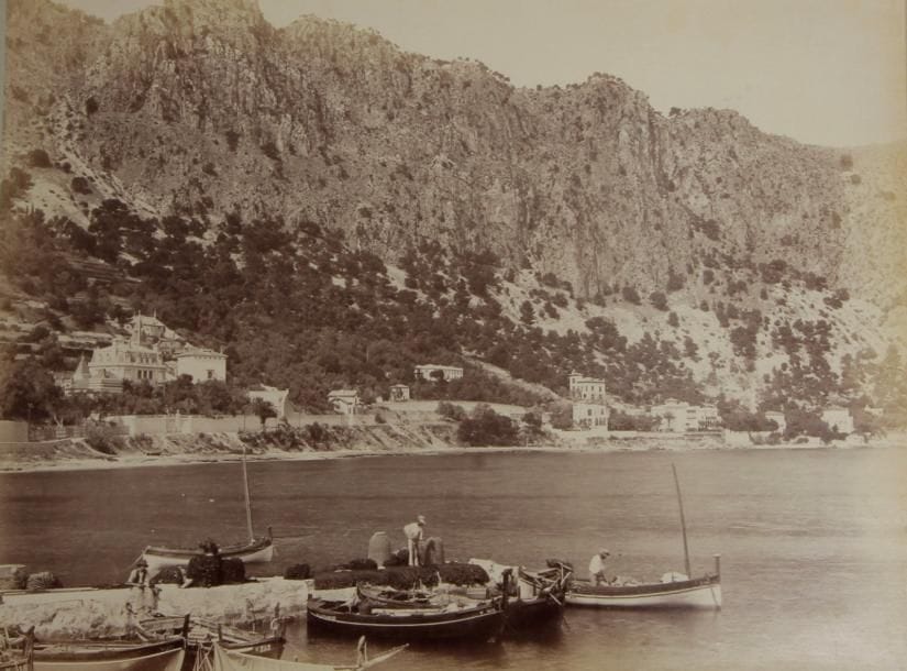 G.H. Phot. - Neurdein frères et divers

France. Espagne. Italie, c. 1870-1880.

Dinant. Walzin. Le lac du Bourget. Aix les Bains. Annecy. Biarritz. Saint-Jean-de-Luz. Hendaye. San-Sebastian. Pau. Lourdes. Pierrefite. Luchon. Marseille. Hyères. Grasse. Canne. Cap d'Antibes. Nice. Monte-Carlo. San Remo. Milan. Château de Chantilly. Compiègne. 

Album in-4 oblong composé de 129 épreuves sur papier albuminé. Légendes et crédits de photographe dans le négatif. 

Formats : de 10 x 15 à 22 x 28 cm