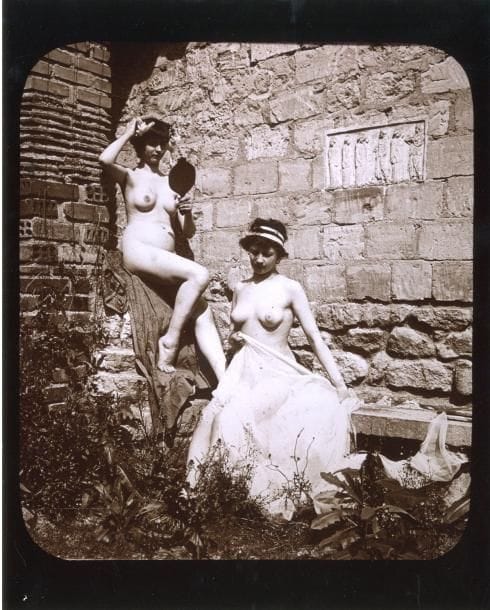 Photographe non identifié

Nus féminins à l'antique, c. 1890-1900.

Six (6) plaques positives sur verre au gélatino-bromure d'argent accompagnées de quatre (4) cibachromes (c. 2000) tirés par Roland Dufau (pièces uniques). 

Format des plaques de verre : 10 x 8,5 cm

Format moyen : 25,5 x 20 cm avec marges