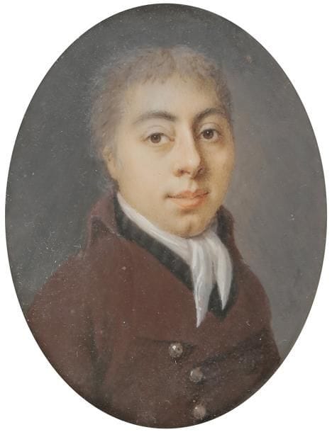 Antoine-Joseph HELANT 
(Lille, 1751 - Pays-Bas, 1837)
Jeune homme aux cheveux courts et poudrés, une fossette au menton, en costume marron, gilet noir et cravate nouée, en buste vers la droite, sur fond gris.
Miniature sur ivoire de la fin du XVIIIe siècle, ovale à vue 5,4 x 4,3 cm 
Signée à gauche au stylet : Helant / fecit 
Cadre en bois bruni et visière de laiton doré, rect. 11,8 x 11,5 cm
(légère oxydation au niveau du front) 

Élève de Louis Jean Guéret à Lille puis de Jean-Baptiste Marie Pierre à Paris, il exposa au Salon de Lille en 1776, 1777, 1782 (des portraits de la reine et du duc de Chartres). Ses œuvres sont de nos jours rares en France car il fit dès 1786 carrière aux Pays-Bas où il peignit le roi Guillaume Ier en 1819. Il est représenté au Rijskmuseum à Amsterdam et au Victoria & Albert Museum à Londres.