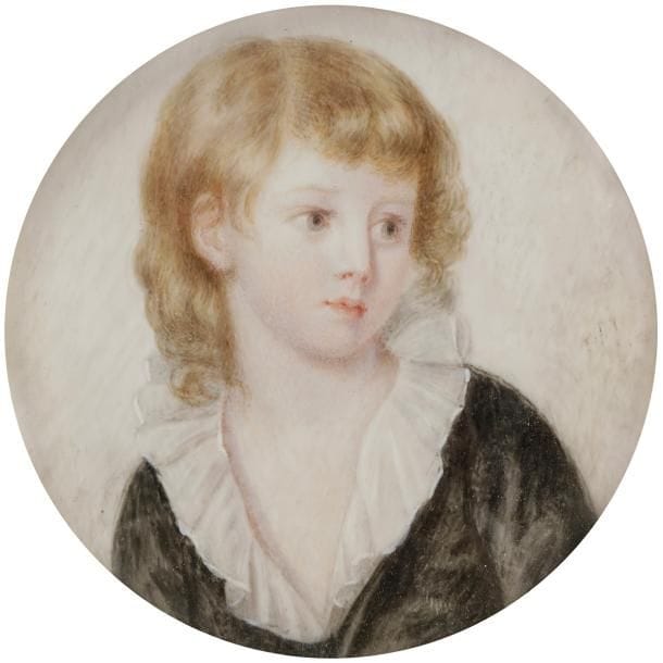 Portrait d’enfant blond au col à la reine et costume noir, dans le goût de JB Greuze
Miniature sur ivoire, début du XXe siècle, trace d’initiales à droite, diam. à vue 8,23 cm
Cadre en bois vernis et visière de laiton, 15,6 x 16 cm