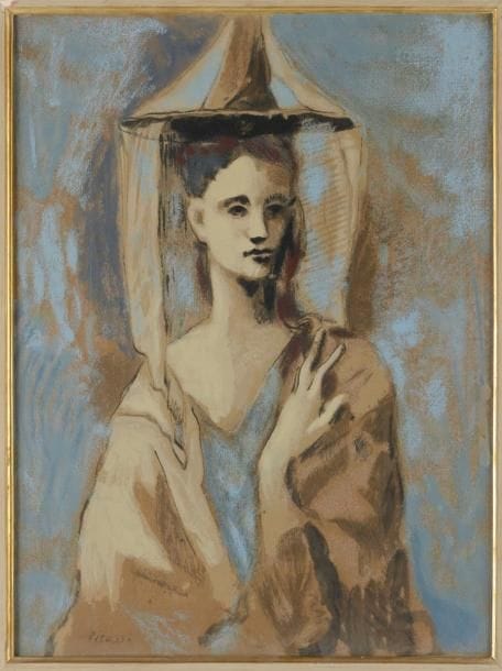 Pablo Picasso (1881-1973) (d’après)
Jeune femme de Majorque. 1954. Callichromie d’après une gouache de l’artiste. À vue : 445 x 595. Impression en couleurs. Très belle épreuve sur vergé beige, portant au verso le certificat, le numéro et le paraphe de l’éditeur (avec son étiquette « Braun et Cie ») au verso du cadre. 
 Henri Goetz explique comme son ami l’écrivain Jean Bruller, dit Vercors, graveur comme lui, inventa la callichromie, variante plus élaborée de la sérigraphie :
« Pour Goldschmidt, nous conçûmes aussi des sérigraphies qui furent imprimées et même exécutées par Vercors qui devint, ainsi, le grand ami qu’il est toujours. L’auteur du Silence de la mer, ancien graveur et dessinateur, avait créé une entreprise de sérigraphie, perfectionnée par lui et nommée callichromie pour éviter l’ancienne dénomination d’origine, étymologique hybride. Elle fut destinée à ses deux fils jumeaux auxquels il croyait convenir un métier à base manuelle, mais la callichromie ne leur plut pas. Vercors qui avait toujours aimé travailler de ses mains (ce qui est exceptionnel pour un intellectuel) avait réalisé de nombreuses éditions d’estampes d’après des œuvres d’artistes célèbres. Je me flatte d’avoir pu faciliter la parution de celle qui reproduisait une peinture de Picasso, particulièrement réussie. J’avais fait l’intermédiaire. Nous nous trouvions chez ce dernier, rue des Grands-Augustins, quand Vercors avait apporté un certain nombre d’épreuves, montées sur châssis comme l’original. Il étala le tout au pied du mur et nous demanda de choisir l’original. D’accord sur notre choix, nous étions convaincus que l’œuvre choisie était celle de Picasso. Nous avons beaucoup ri en apprenant qu’il ne nous avait montré que ses reproductions. Il nous raconta comment Fernand Léger avait examiné la gouache qu’il avait rapportée, faisant la remarque qu’il ne l’avait pas abîmée. Léger avait eu la même réaction que nous en apprenant que l’œuvre qu’il tenait dans ses mains n’était qu’un