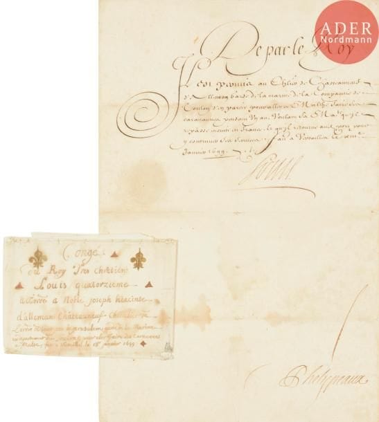 ECOLE FRANCAISE 1699
Congé accordé par le Roi Louis XIV, 1699
Encre sur enveloppe illustrée de fleurs de lys.
Adressée à Joseph Hyacinthe d'Alleman Châteauneuf, chevalier de l'Ordre de Saint Jean de Jérusalem, garde de la Marine au Département de Toulon..
Joint: Congé signé Louis et contresigné par Phelypeaux, secrétaire de Louis XIV.
11.5 x 14.5 cm