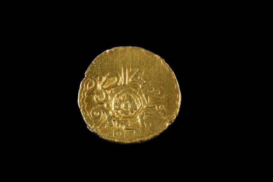 MONDE MUSULMAN - MAROC.
SULEIMAN II (AH1207-1238/1793-1822AD). 
Dinar " benduqi " (3,34g), daté 1212ah, frappé à Fez. KM.115 
TB