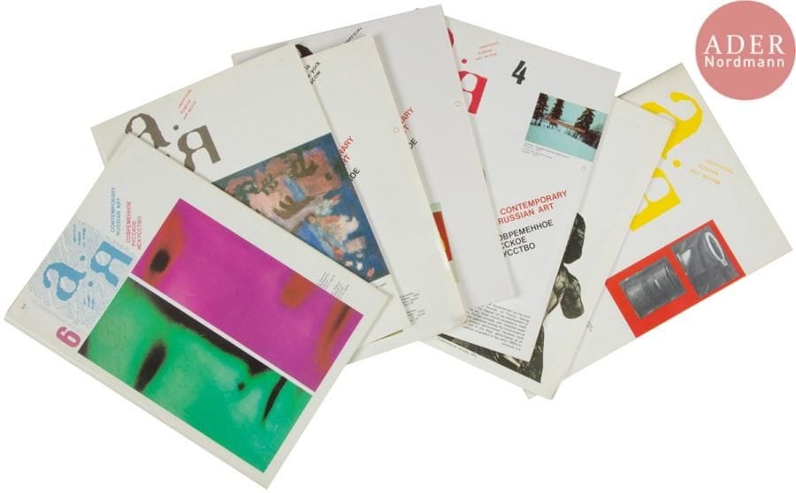 A - YA. Revue d’art contemporain russe.
N° 1 à 7. 1979 - 1986
Rédacteurs Alexeï Alexeev (pseudonyme d’Alexandre Ivanovitch Sidorov) et Igor Sergueevitch Chelkovsky.
Préparée illégalement en URSS, elle a été éditée à la Chapelle de la Villedieu à Élancourt en France.
Le premier numéro a été tiré à 7000 exemplaires, les suivants réduits à 3 000 exemplaires.
60 pp., illustrations en couleur et en noir et blanc.
Parmi les participants de cette publication, figurent par exemple : Ilya Kabakov, Erik Boulatov, Oleg Vassiliev, Francisco - Infante, Lydia Masterkova, Oleg Tselkov, Édouard Steinberg, Vladimir Yankilevsky...

« А : Я ». Русское современное искусство.
Журнал неофициального русского искусства
№№ 1 - 7. 1979 - 1986
Нелегально готовился в СССР и издавался в Эланкуре (Elancourt) под Парижем с 1979 по 1986 годы. Редакторы: Александр Иванович Сидоров (под псевдонимом «Алексей Алексеев») (1941 - 2008) в Москве, Игорь Сергеевич Шелковский (род. в 1937 г.) в Париже.
Тираж 3000 экз. (первого номера - 7000 экз.)
60 с. цветные и черно-белые иллюстрации.
В «А : Я» представлены Илья Кабаков, Эрик Булатов, Олег Васильев, Франсиско Инфанте, Иван Чуйков, Здуард Штейнберг, Владимир Янкилевский, Владимир Вейсберг, Олег Целков, Вячеслав Сысоев, Анатолий Путилин и многие другие.