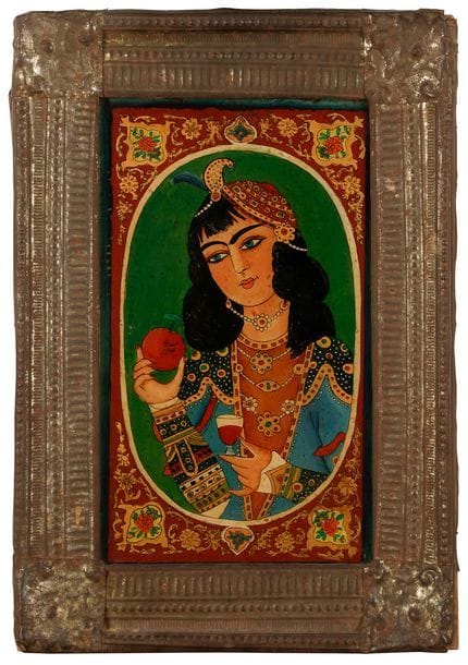 Portrait d’une jeune femme, fixé sous verre, Iran Qajar, déb. XXe siècle
Une jeune femme en buste, richement parée, tient de la main gauche un verre de vin et de la main droite une pomme rouge présentant la signature de l’artiste : Mohammad Nabi Ghidâri (Ghidâr est une ville située à Zanjân). Le portrait s’inscrit dans un médaillon à fond vert entouré d’ornements floraux.
Dim. peinture : 48 x 28cm ; dim. avec cadre : 65,2 x 45 cm
État : bon état.

A reverse-glass painting of a lady, Qajar Iran, early 20th century