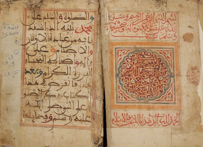 Sulayman al-Jazuli (m. 1465) : Dala’il al-Khayrat, Maroc, XVIIe - XVIIIe siècle
Livre de prières, manuscrit arabe en écriture maghribi sépia sur papier européen filigrané, chaque feuillet avec dix lignes d’écriture, les noms d’Allah et du Prophète à l’encre de couleur, double réglures rouges, réclames, page de titre avec une belle enluminure colorée, deux illustrations en pleine page des tombes du Prophète, d’Abu Bakr et ‘Umar et du minbar du Prophète, titres de chapitres dans des cartouches enluminés, dans une reliure en maroquin rouge estampé à l’or, avec rabat, nombreuses notes rajoutées dans les marges, exlibris Bibliothèques JCR, anciennes restaurations, frontispice renforcé, reliure restaurée.
Dim. : 25,5 x 16 cm

A manuscript of Al-Jazuli (d. 1465) Dala’il al-Khayrat, Morocco, 17th/18th century
