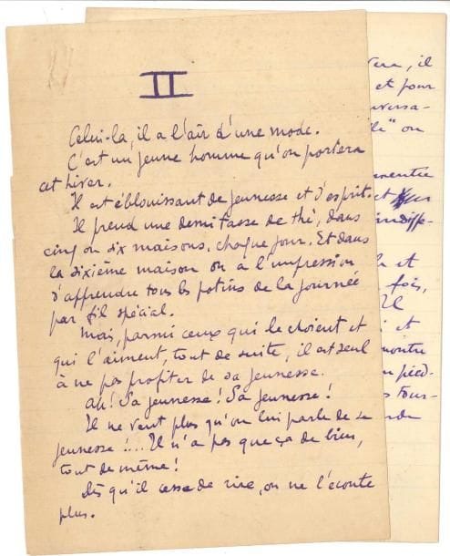 Sacha guitry Manuscrit autographe, [pour Trois croquis, 1910] ; 2 pages in-8 à l’encre violette
   Fragment de Trois croquis, paru le 24 juillet 1910 dans Comœdia, où le texte, ici marqué « II », quelque peu augmenté, sera le troisième « Celui-là, il a l’air d’une mode C’est un jeune homme qu’on portera cet hiver Il est éblouissant de jeunesse et d’esprit Il prend une demi tasse de thé, dans cinq ou six maisons, chaque jour Et dans la sixième maison on a l’impression d’apprendre tous les potins de la journée par fil spécial Mais, parmi ceux qui le choient et qui l’aiment, tout de suite, il est seul à ne pas profiter de sa jeunesse Ah ! Sa jeunesse ! Sa jeunesse ! »…
