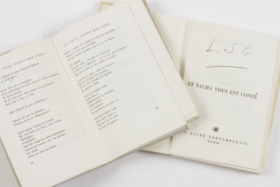 Lana GUITRY Et Sacha vous est conté… (Au Livre contemporain, 1960) – Et puis voici des verres (Perrin 1964) 2 vol in?8, en feuilles sous emboîtages d’éditeur
   Éditions originales : un des 100 exemplaires de luxe (n° 38), et un des 50 exemplaires de luxe (n° 48)
   On joint : Geneviève de Séréville, Sacha Guitry mon mari (Flammarion, 1959) In?8, broché, couv ill Édition originale, un des 30 exemplaires sur Alfa (n° 22) Plus Jacqueline Delubac, Faut-il épouser Sacha Guitry ? (Julliard 1976, avec envoi)
