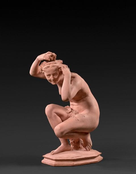 Jean-Baptiste Carpeaux (1827-1875)
Flore accroupie n°3
Épreuve en terre cuite
Signé « JB Carpeaux » et porte les cachets de l’atelier d’Auteuil et à l’Aigle impérial ainsi que le numéro 1680 sur la base 
H : 53 cm et base L : 28 x l : 20,8 cm
Littérature en rapport :
Michel Poletti et Alain Richarme, Jean-Baptiste Carpeaux, sculpteur. Catalogue raisonné de l’œuvre édité, Les Expressions contemporaines, 2003, modèle repertorié sous le n°SE 12, pp. 88-89.