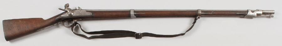 Dix fusils d'infanterie modèle 1822 T Bis. Mre Rle de Tulle, de Mutzig, de St Etienne et de Charleville ; Mre Imple de Mutzig. Garnitures en fer. Crosses en noyer. Bretelles en cuir. E.M. Pièce : Seront divisés.