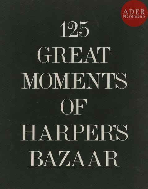 HARPER’S BAZAAR
125 great moments of Harper’s Bazaar.
The Hearst Corporation, 1993.
In-folio (35,5 x 28 cm). Édition originale en feuilles sous emboîtage en tissu noir avec titre en blanc.