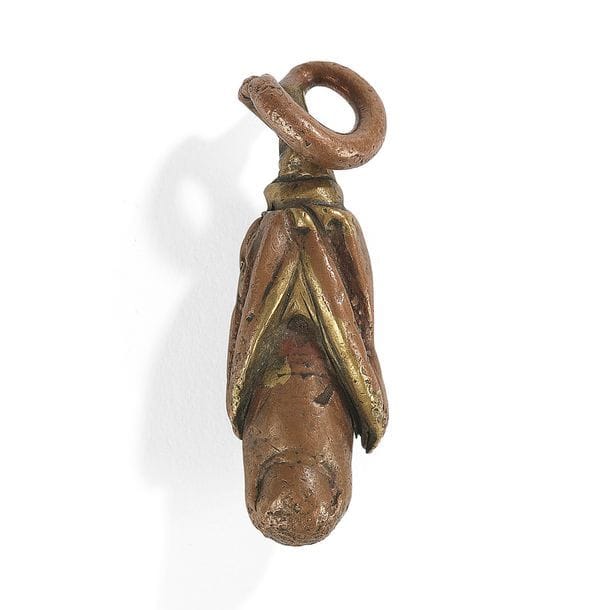 CLAUDE & FRANÇOIS-XAVIER LALANNE (NÉE EN 1925) & (1927-2008)
Moulage du doigt de nourrisson du fils des deux artistes
Pendentif.
Épreuve en bronze patiné brun.
Non signé.
Hauteur : 5 cm
Provenance : 
Ancienne collection Jean-Robert Arnaud, galeriste, ami proche des deux artistes. Œuvre offerte à ce dernier par Claude et François-Xavier Lalanne.