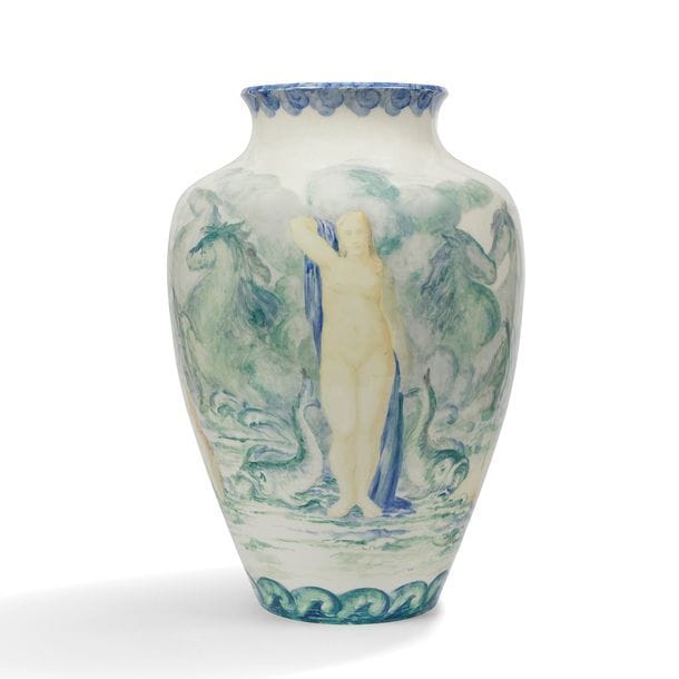 JEAN SERRIÈRE (1893-1968) PEINTRE -CARTONNIER & MANUFACTURE NATIONALE DE SÈVRES
Néréides, 1922, pièce unique  
Exceptionnel et spectaculaire vase dit de Clermont [C] ; forme créée par Mme Bethmont. 
De forme balustre à épaulement et au col terminé légèrement évasé.
Épreuve en porcelaine réalisée en Pâte Dure Nouvelle.
Le décor polychrome sous glaçure exécuté par Louis-Maurice Bocquet (actif à la manufacture de 1892 à 1924) d’après le projet original de Jean Serrière.
Vase sans fond d’origine (cette forme de Clermont C. comme celle de l’Aubert 64 étaient ainsi montées du fait de leurs dimensions exceptionnelles).
Marqué D’après J. SERRIÈRE et M.B. pinxit (a peint) vers la base, porte le cachet-date S-1922-DN dans un cartouche vertical et le tampon R. F. – Manufacture Nationale – Décoré à SÈVRES – 1922 à l’intérieur du col. 
Hauteur : 60 cm
Historique :
Le 7 juillet 1921, le comité technique de la Manufacture Nationale de Sèvres commande à Jean Serrière un projet pour une décoration sur un vase monumental.
L’artiste, dans un courrier destiné à la manufacture et daté du 1er août 1921, indique commencer à travailler sur le décor du grand vase. 
Dans un deuxième courrier, daté celui-ci du 20 août 1921, Jean Serrière écrit [Je vous remercie infiniment d’avoir bien voulu me donner le renseignement que je vous demandais au sujet du grand vase que je décore. J’y travaille maintenant et avec beaucoup d’intérêt].
Louis-Maurice Bocquet, compte tenu de ses grandes qualités de décorateur sur porcelaine et de son expérience de 30 ans dans ce domaine en 1922, est choisi pour exécuter le décor, conçu par Jean Serrière l’année précédente, sur un vase monumental dit de Clermont [C].
L’œuvre est achevée et entre au magasin de vente en août 1922. 
Le vase est proposé pour la somme de 6.000 francs, prix le plus élevé parmi toutes les œuvres figurant sur les registres de 1922/23.
Dans les registres des décorateurs à Sèvres, celui concernant 
