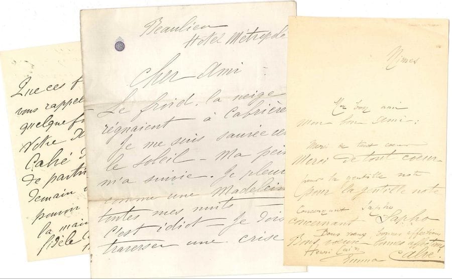Emma CALVÉ (1858-1942) la grande soprano. 7 L.A.S., [1896] et s.d., à Jules Huret ; 16 pages formats divers, qqs à son chiffre, qqs adresses, une enveloppe (on joint un télégramme).
   [Paris 17 novembre 1896]. « C’est entendu ! Je vais chez Camus pour vous faire plaisir et je vous invite samedi pour me faire plaisir aussi ! »... [28 novembre 1896], au moment de s’embarquer : « je vous crois et vous sens mon ami. Au revoir en mai ! »... Nîmes. Lettre à deux mains, Henri Cain répétant les mots de Calvédans les interlignes, remerciant « pour la gentille note concernant Sapho »... Beaulieu. Elle pleure comme une Madeleine toutes les nuits, et elle éprouve des troubles nerveux, incompréhensibles et douloureux : « mon pauvre cerveau est malade. Je lis La Sonate à Kreutzer de Tolstoï pour me dégoutter de l’amour matériel. Je deviens idéaliste. Je l’ai toujours été dans le fond. Là-dessus est venue se greffer une créature névropathe qui chantait Carmen Navarraise et Sapho. Mais j’ai hâte de dépouiller cet habit d’emprunt et de redevenir moi, moi, l’être que j’étais à 20 ans, alors que les hommes ne m’avaient pas encore pétrie et façonnée à leur image. [...] jamais depuis, je n’ai osé exprimer une autre opinion que la leur ! Ne plus être esclave, vivre libre, indépendante ! Quel rêve pourtant ! Mais comme une vile créature je regrette ma chaîne – et voilà pourquoi je pleure. [...] La vérité est que je crève de chagrin, que le dégoût de vivre m’envahit »... Henri [Cain] n’a pas répondu un mot à sa lettre : « Pourquoi les hommes n’ont-ils pas l’intelligente bonté de rester les amis des femmes dont ils ne sont plus les amants ? »... – « Que ces flambeaux vous rappellent quelquefois votre amie Calvé désolée de partir dès demain sans pouvoir serrer la main au fidèle camarade Huret »... – Elle a trouvé hier chez Morgan, rue de la Paix, une opale irisée montée en épingle. « Ne voulant pas que pareil travail de la nature tombe en des mains profanes, je vous l’envoie, sachant qu’