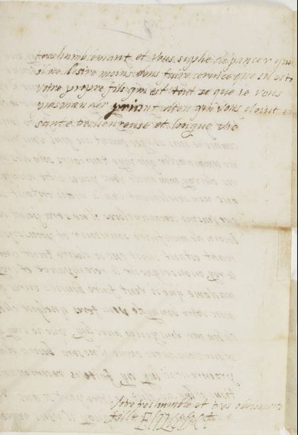 Élisabeth de VALOIS (1545-1568) Reine d’Espagne ; fille d’Henri II et de Catherine de Médicis, mariée en 1559 à Philippe II Roi d’Espagne, elle mourut en couches à 23 ans. L.A.S. « Elizabet », [vers 1560], à sa mère Catherine de Medicis ; 2 pages in-fol., adresse « A La Royne » (petite réparation au dos).
   Belle et rare lettre à sa mère Catherine de Medicis.
   « Madame je vous lesse a pansser layse que jay eue dantandre par Marc Antoyne [Seghizo, sieur de Bouges, premier écuyer tranchant de la Reine] de votre bonne santé et de voir la bonne souvenance que il vous plest avoir de moy aussy ny atil rien que je desi[re] tant que davoir le moyen de vous faire cervice […] quant ase quil vous plest me commander que jaye tousjours soin des afaires du roy mon oncle vous poves estre assurée que non seulement en sela mais en tout se que vous me commanderes il ne sera point de besoin de man faire souvenir et prinssipalemant estant chose que je desire tant que le roy monseigneur le recompance et croy madame que si veut faire bonnes eures que avec votre bon ayde vous feres quelque chose de bon »… Elle a donc fait à son mari « vos recommandations et luy ay dist de votre part se que vous maves commandé de quoy il vous remers[ie] tres humblemant et vous suplie de pancer que il ne desire moins vous faire cervice que s’il estoit votre propre fils »…
   Ancienne collection Karl Geigy-Hagenbach (Marburg, 30-31 mai 1961, n° 755).

