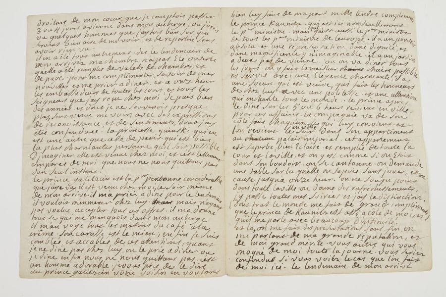 Marie-Thérèse Rodet, Madame GEOFFRIN (1699-1777) femme de lettres et amie des philosophes, elle eut un des salons les plus célèbres de son époque. L.A., Vienne 12 juin 1766, à son ami M. Boutin le fils, receveur général des finances, à Paris ; 6 pages in-4, adresse avec contreseing ms de Bouret.
   Très longue et belle lettre sur son séjour à Vienne lors de son voyage vers la Pologne. Répondant à l’invitation du Roi de Pologne Stanislas Poniatowski, Mme Geoffrin (alors âgée de 68 ans) a quitté Paris quelques semaines plus tôt. 
   Elle raconte à son « cher petit ami » sa halte à Vienne, où elle est arrivée il y a quelques jours, en parfaite santé : « J’ay eu pendant tout le voiage, ces sertaine belles couleurs que j’avois pendant celuy du Housset, quoi que je n’aye pas bue le petit coup, ni chanté la chansonnette »… Elle s’est arrêtée à Dorlac [Durlach] où elle a été reçue par le Margrave et la Margravine : « nous avons eu les yeux mouillé en nous séparant. J’y ay ai été aussi a mon aise que je le suis chez moi. On m’a fait promêtre d’y retourner. Le prince et la princesse ont de l’esprit, et du goût pour les arts. Mais cela n’est ni eclairé, ni conduit, cette petit cour la est magnifique et servie a la françoise ». 
   Son voyage fait plus de bruit à Vienne qu’à Paris : « Il y avoit quinze jours que le prince de Kaunitz avoit donné ordre aux postes que l’on l’averti de mon arriver ». Elle pensait séjourner trois ou quatre jours dans son auberge, mais il en a été tout autrement. Dès son arrivée, sa chambre a été remplie de valets et de pages, porteurs de compliments et d’invitations, puis « les embassadeurs de toutes les cours, et tous les seigneurs que j’ay reçu chez moi depuis bien des années, et dont je ne souvenois presque plus, sont venu me voir, avec des expressions de reconoissance, et de sentiments, dont j’ay esté confondue ». La princesse Kinski ne la quitte plus. Le prince Galitzine est venu le soir même de son arrivée : « Il ma donné tout ce qui 