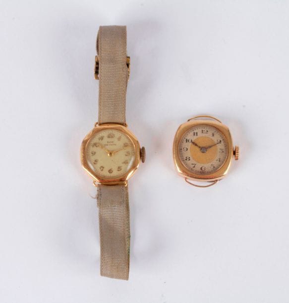 Suite de deux boîtiers de montre de dame en or 18K (750), l'un octogonal, l'autre carré. Poids brut: 20,9 g (remontoir en métal, mouvement à réviser) 