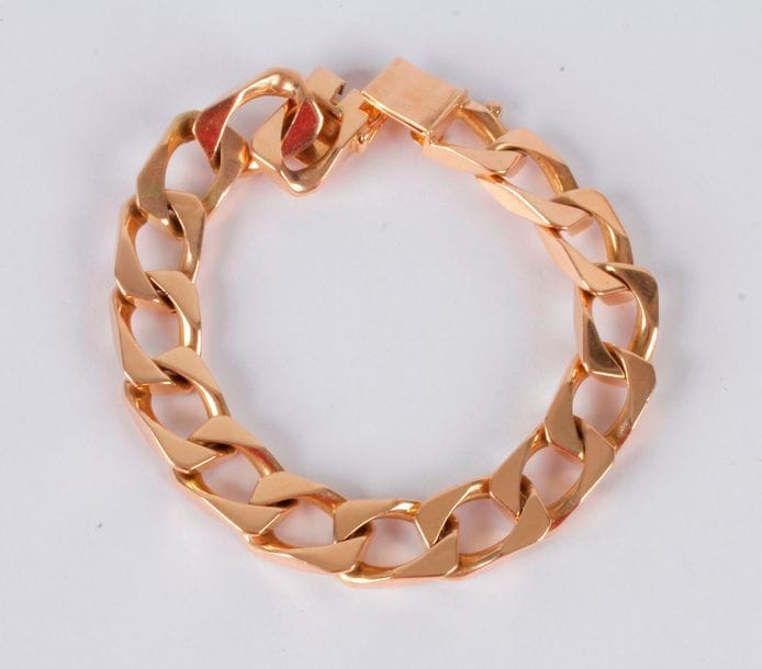 Bracelet en or 18K (750), maillons gourmette. Poids: 49,8 g