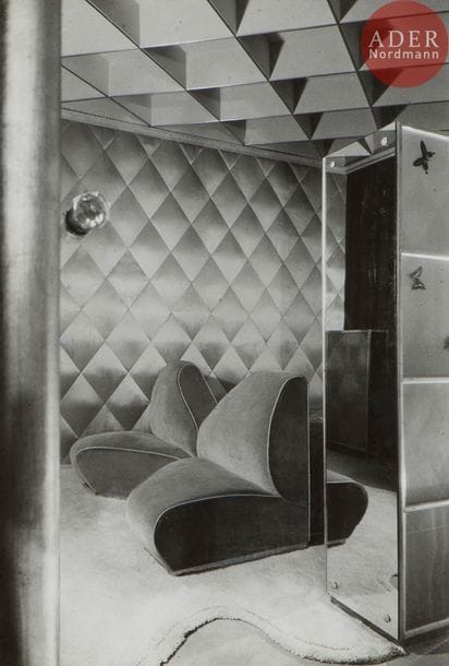 Carlo Mollino (1905-1973)
Casa Devalle. Turin, 1939.
Épreuve argentique d’époque contrecollée sur carton. Tampon du photographe au verso.
28,8 x 21,7 cm

Provenance :
Galerie Texbraun, Paris.