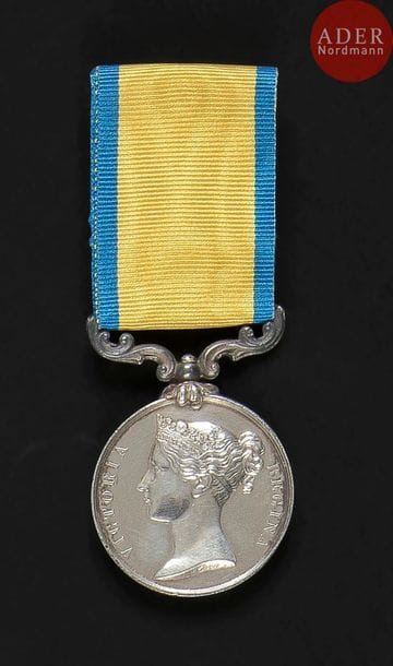 GRANDE BRETAGNE
MÉDAILLE DE LA BALTIQUE, créé en 1856.
Argent. Ruban au modèle postérieur.
35?mm - Poids brut : 34?g
T.T.B. 