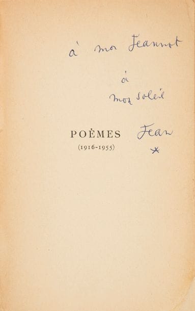 COCTEAU (Jean).
Poèmes. 1916-1955.
Paris : Gallimard, [1956]. — In-12, 187 x 119 : 231 pp., (4 ff. dernier blanc), couverture imprimée. Broché.

Édition parue l’année de l’originale, portant sur le titre la mention de « 5e édition ».
Il s’agit d’un recueil de poèmes choisis par le poète et classés par ordre chronologique, écrits entre 1916 et 1955. Il se termine par une bibliographie détaillée de l’œuvre poétique de Cocteau.
Exemplaire sur papier d’édition, offert par l’auteur à Jean Marais. Il est enrichi de cet envoi autographe rempli d’amour :
à mon Jeannot // à // mon soleil // Jean *
Feuillets brunis.