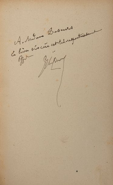 HUYSMANS (Joris-Karl).
Les Foules de Lourdes.
Paris : P.-V. Stock, 1906. — In-18, 184 x 117 : (2 ff. premier blanc), 314 pp., (1 f.), couverture imprimée. Demi-maroquin blanc, filet doré, dos lisse orné, tête dorée, non rogné, couverture et dos conservés, chemise à dos de maroquin rouge, étui (reliure de l’époque, chemise et étui modernes).

Édition originale.
Exemplaire sur papier d’édition, enrichi de ce bel envoi de l’auteur d’une écriture tremblante :
A Madame Descaves // Ce livre sincère est très respectueusement // offert // JKHuysmans
Bel exemplaire malgré le dos passé.
