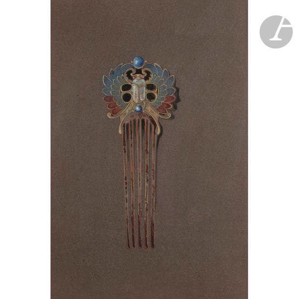 TRAVAIL ART NOUVEAU
Peigne égyptien au scarabée, broche aux poissons, deux colliers à motif de fleurs 
Ensemble de 4 projets de bijoux. Aquarelle et rehauts de blanc sur papier gris. Encadrés. 26 x 18 cm - 18 x 27 cm - 27 x 18 cm et 28 x 18 cm 