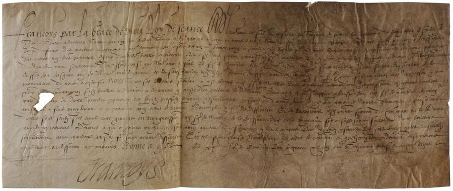 FRANÇOIS II (1544-1560) Roi de France.
P.S. « Francoys », Chambord 20 décembre 1559 ; vélin oblong in-4 (forte brunissure, petit trou avec perte de quelques lettres).

Très rare mandement au Trésorier de France en Languedoc, établi à Toulouse, de donner jouissance au sieur de MONTLUC du comté de Gaurre, en la sénéchaussée de Toulouse, que le feu Roi lui avait octroyé.
