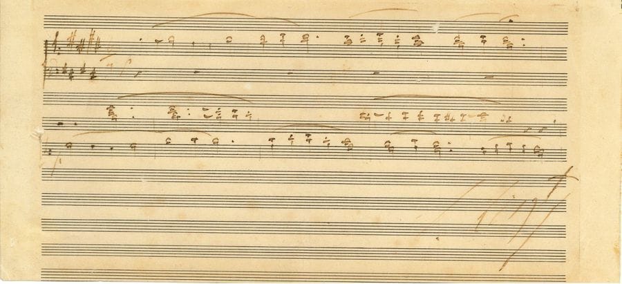 Franz LISZT (1811-1886). P.A.S. musicale ; 1 page oblong in-8 (encre un peu passée ; traces de collage au dos)
Citation de 9 mesures de l’Introduction de l’Oratorio La Légende de Sainte Élisabeth (1860, S de) en ut dièse mineur, à 6/4 dans sa version pour piano, pour un album.
Reproduit page 85