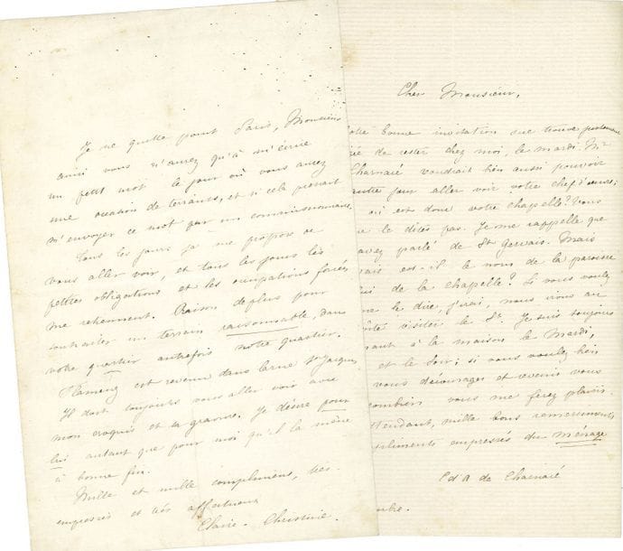 Claire d’Agoult, marquise de CHARNACÉ (1830-1912) fille de Marie d’Agoult, écrivain et journaliste. 7 L.A.S ; 9 pages in-8, 2 adresses
4 au peintre Jean Gigoux. Tous les jours elle se propose d’aller le voir, mais des obligations l’en empêchent. Elle recherche un terrain dans son quartier : « Flameng est revenu rue St Jacques, il doit toujours vous aller voir avec mon croquis et sa gravure. Je désire pour lui autant que pour moi qu’il la mène à bonne fin »… 15 avril 1865, en faveur de M. Vitold de Grotthus, pour trouver du travail à cet émigré polonais blessé, en comptant « sur vos nombreuses et excellentes relations polonaises »… Elle et son époux souhaiteraient « pouvoir un autre jour aller voir votre chef d’œuvre ; mais où est donc votre chapelle ? ». Etc… – 2 au sculpteur Dantan, vers 1855, à propos d’un médaillon représentant son fils Daniel de Charnacé, dont elle lui demande de faire tirer chez le mouleur plusieurs épreuves : couleur de chair pâle, rosée, rosée sur fond blanc… – 8 juillet 1858, en faveur du graveur Paul Chenay, également recommandé par Gigoux, pour la gravure d’un tableau de Lehmann…
On joint une L.A.S. de Louis de Ronchaud.