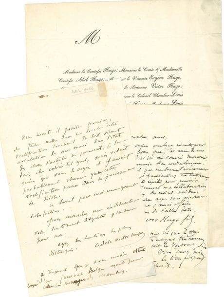 Famille HUGO. 3 L.A.S. et 1 faire-part imprimé avec adresse autographe, [1828-1872]
Faire-part du décès du général Hugo, adressé par son fils Victor au poète Chênedollé, « à Chênedollé (pays de Vire) Normandie », [18 février 1828]… – « Victor Hugo fils » (François-Victor Hugo) accepte l’invitation d’Anténor Joly à collaborer à son nouveau journal, et donne l’avis de « tous ici », quant au titre : Le Fou de Paris « n’est pas très heureux. Nous préférerions soit le Vertvert, soit le Gamin de Paris », [1848]. – « Adèle Victor Hugo » demande au directeur du Siècle, insertion d’une « rectification touchant la soit disant arrestation de mon mari », et communique une coupure du journal belge, Le Messager des Chambres, [fin 1851 ou début 1852]. – François-Victor Hugo demande au directeur du Gymnase une place à La Dame aux camélias, 14 décembre [1872].