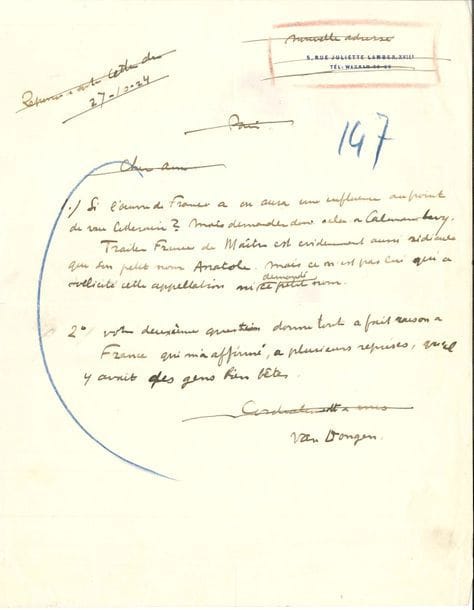Kees VAN DONGEN (1877-1968). 2 L.A.S. et 1 P.A.S., [1924]-1960 et s.d. ; sur 3 pages in-4 ou in-8
Paris [peu avant le 27 octobre 1924]. Réponse à une enquête sur Anatole France : « Si l’œuvre de France a ou aura une influence au point de vue littéraire ? Mais demandez donc cela à Calmann-Lévy. Traiter France de Maître est évidemment aussi ridicule que son petit nom Anatole. […] Votre deuxième question donne tout à fait raison à France qui m’a affirmé, à plusieurs reprises, qu’il y avait des gens bien bêtes »…
Lundi, à François Crucy. « On a déjà retiré, des décombres de la fête plusieurs jarretières, un soulier des rubans, des chichis, un chapeau avec l’inscription “medico delle donne”, un chien mort, un entredeux de chemise ou pantalon, une tête et torse de cubiste et on vient de trouver une clef. Voulez-vous avoir l’obligeance de faire mettre une annonce dans votre journal pour avertir le propriétaire de cette clef »…
Monaco 30 décembre 1960. Il autorise le Syndicat d’Initiative de Deauville « à reproduire mon tableau Le Bar du soleil en vue de l’édition d’une affiche pour le centenaire de Deauville », le studio Giraudon à Paris « à photographier : Anita tableau figurant à l’exposition Les sources du XXe s. », et la librairie Hachette à reproduire dans Le Monde de M. Proust « les trois dessins dont vous nous avez fait parvenir les reproductions »… 