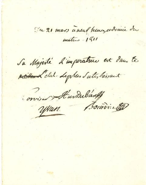 [NAPOLÉON II (1811-1832) le Roi de Rome]. Antoine DUBOIS (1756-1837) chirurgien et accoucheur, il accoucha Marie-Louise pour le Roi de Rome. P.A.S. par Antoine Dubois, contresignée par Bourdois de la Motte, Corvisart et Yvan, Paris 21 mars 1811 ; 3/4 page in-4, tranches dorées
Bulletin de santé de Marie-Louise au lendemain de la naissance du Roi de Rome.
Il est rédigé par le chirurgien qui accoucha Marie-Louise, Antoine Dubois, et contresigné par trois autres médecins parmi les plus grandes sommités de la médecine et de la chirurgie : Edme-Joachim Bourdois de la Motte (1754-1835, qui vient d’être nommé par Napoléon médecin du Roi de Rome), Jean-Nicolas Corvisart (1755-1821, premier médecin de l’Empereur), et Alexandre-Urbain Yvan (1765-1839, chirurgien des Invalides).
« Sa Majesté l’imperatrice est dans [le meilleur biffé] l’état le plus satisfaisant ».
Reproduit page 161