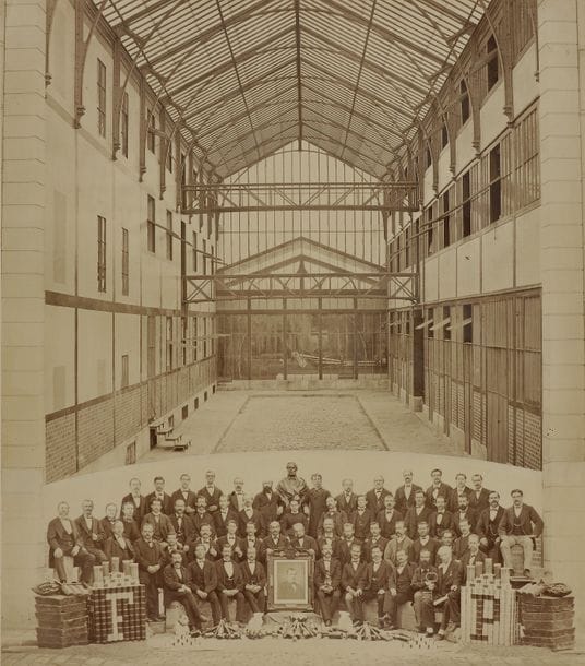 Photographe non identifié 

Usine Félix Potin, août 1877. 

Épreuve sur papier albuminé contrecollée sur carton. Légende tapuscrite sur étiquette contrecollée sur le montage. 

53 x 45 cm