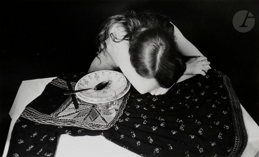 Jean-Claude Bélégou (1952)
Sans titre, 1975. 
Épreuve argentique sur papier Agfa (tirée par l’auteur en 1981), signée, datée, annotée et numérotée à 9 ex. avec le tampon du photographe au verso. 
Image : 18 x 30 cm 
Feuille : 30,5 x 39,5 cm