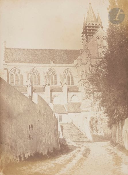 Photographe non identifié 
Église de Taverny, c. 1850-1855. 
Deux (2) épreuves sur papier salé. 
21,5 x 16 et 23 x 19,5 cm 